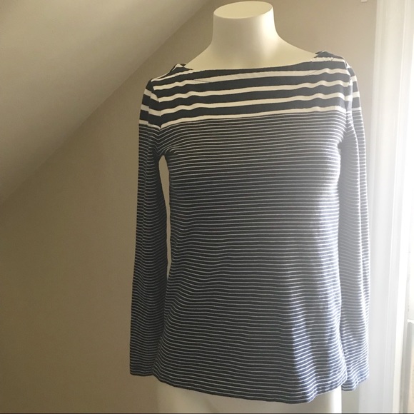 GAP Tops - Gap navy blue striped long sleeve size xs
